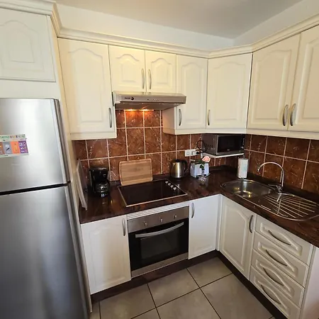 Lägenhet Casa Palmera 4 Only 150 Meters To Beach, Heated Pool, Wifi, Sat-tv, Terrace, Central Location, Washing Machine Playa de las Americas (Tenerife)