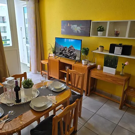 Lägenhet Casa Palmera 4 Only 150 Meters To Beach, Heated Pool, Wifi, Sat-tv, Terrace, Central Location, Washing Machine Playa de las Americas (Tenerife)